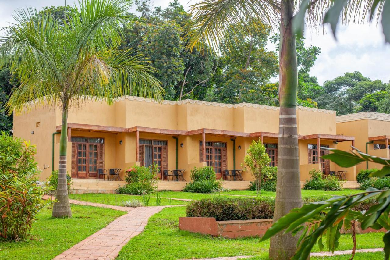 Brovad Sands Lodge Kalangala Eksteriør bilde