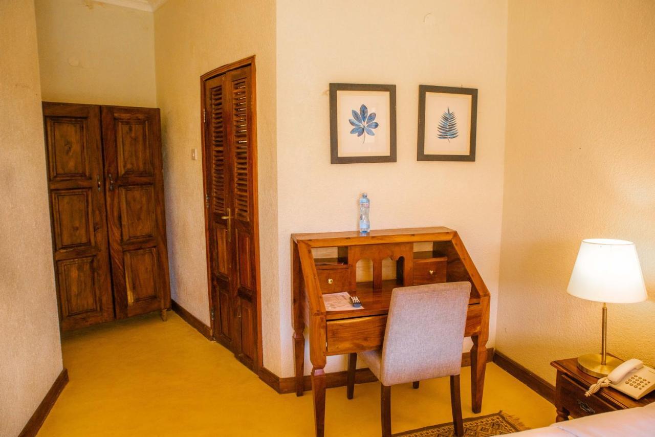 Brovad Sands Lodge Kalangala Eksteriør bilde