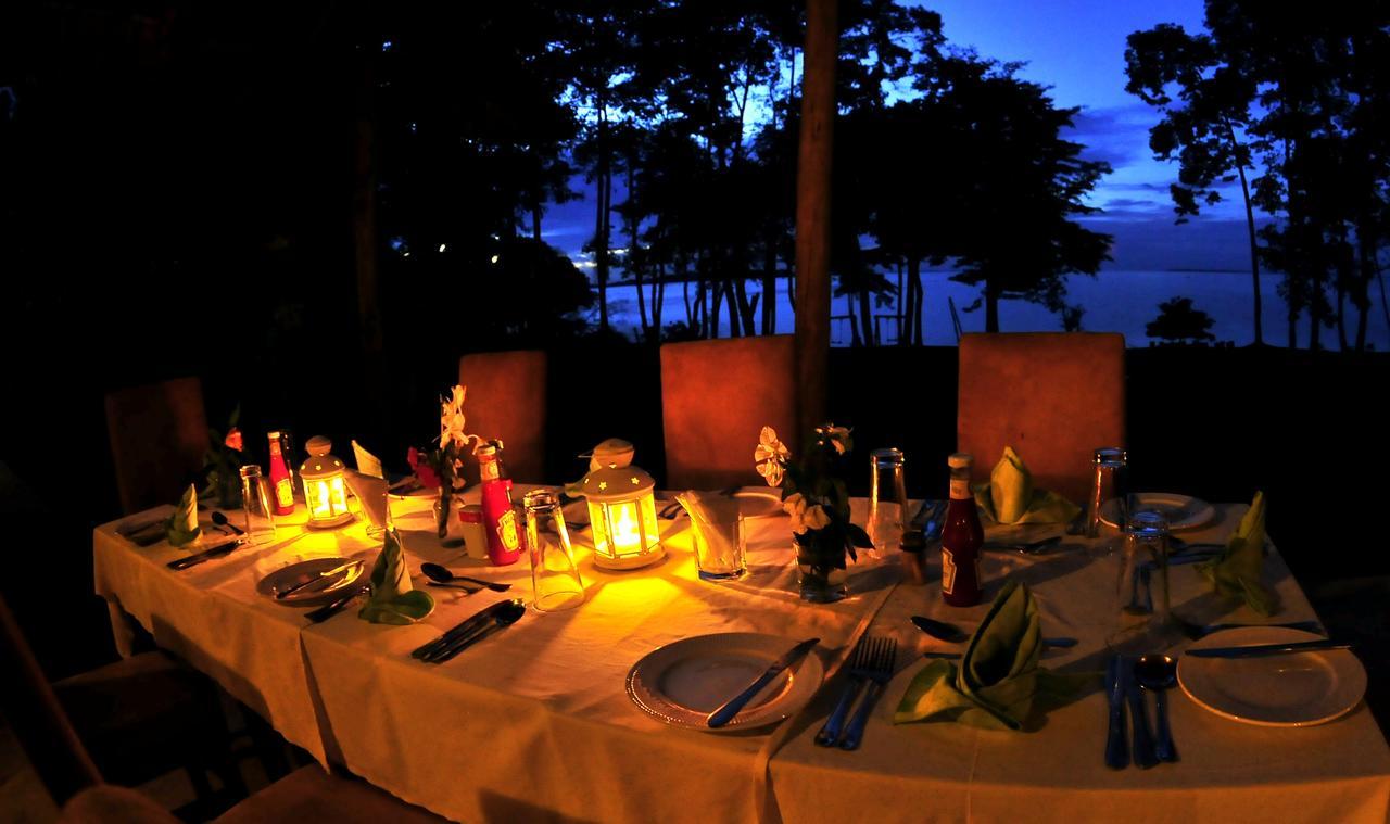 Brovad Sands Lodge Kalangala Eksteriør bilde