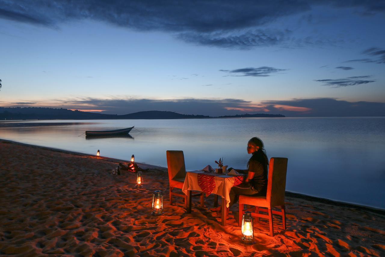 Brovad Sands Lodge Kalangala Eksteriør bilde