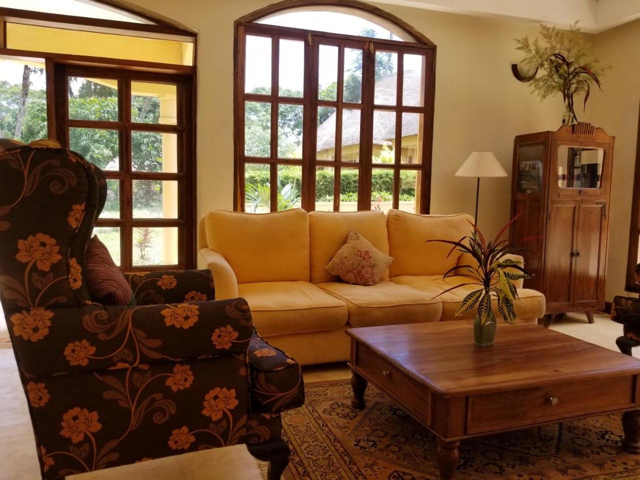 Brovad Sands Lodge Kalangala Eksteriør bilde